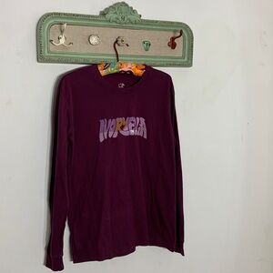 Ivory Ella long sleeve Crewneck T-shirt small front lava lamp graphic logo